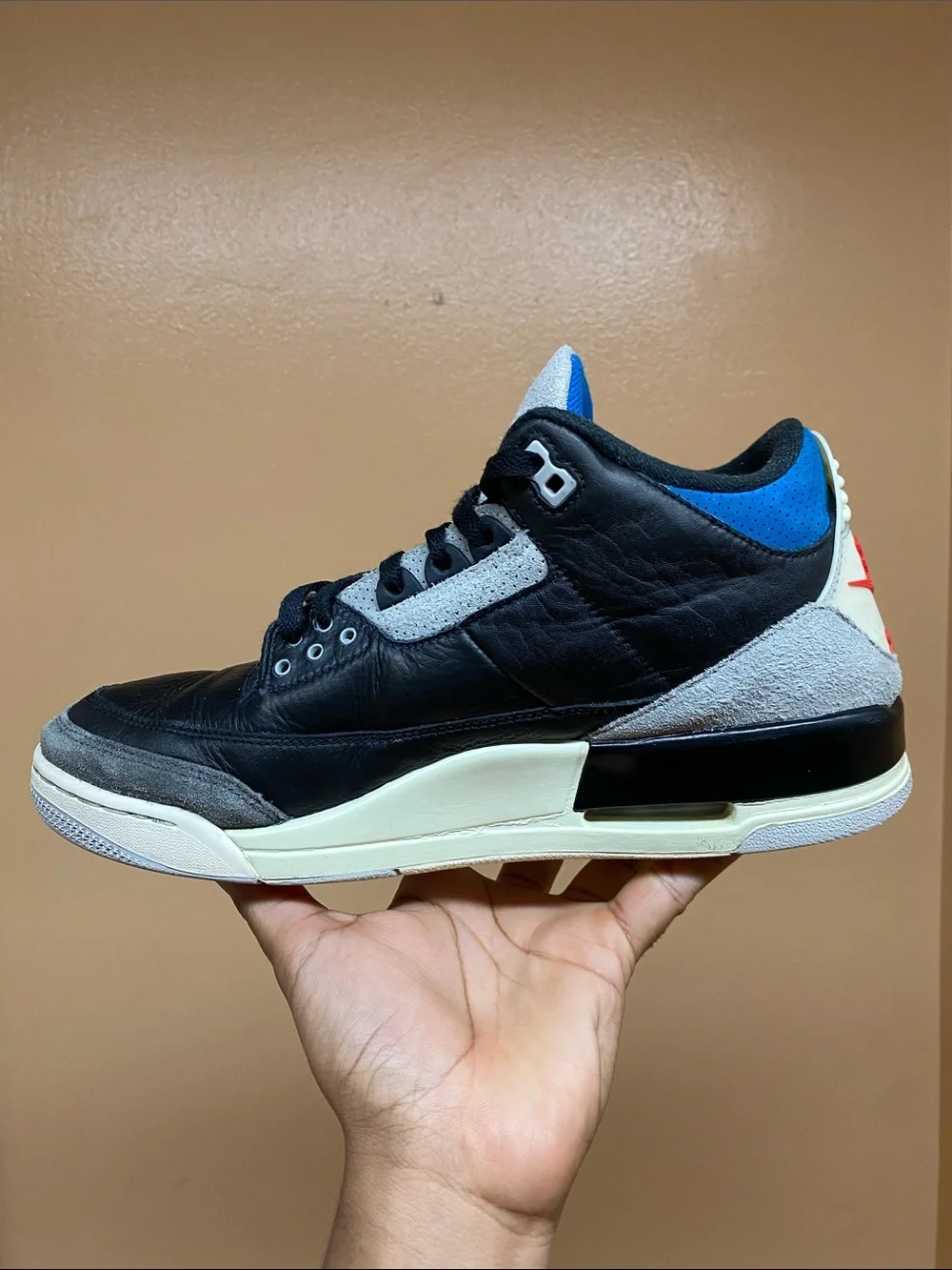 Air Jordan 3 Retro OG “Rare Air” Size 10 IB8967-004